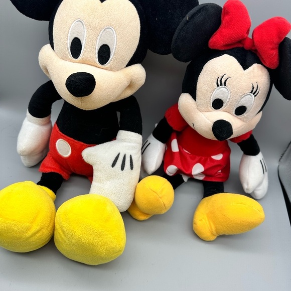 Walt Disney Mickey and Minnie Mouse stuffed dolls - Picture 5 of 12